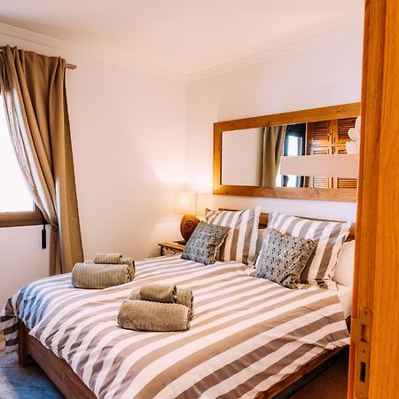 Paradise Beach House: Piscina Privada, Playa 100M Коралео Екстериор снимка