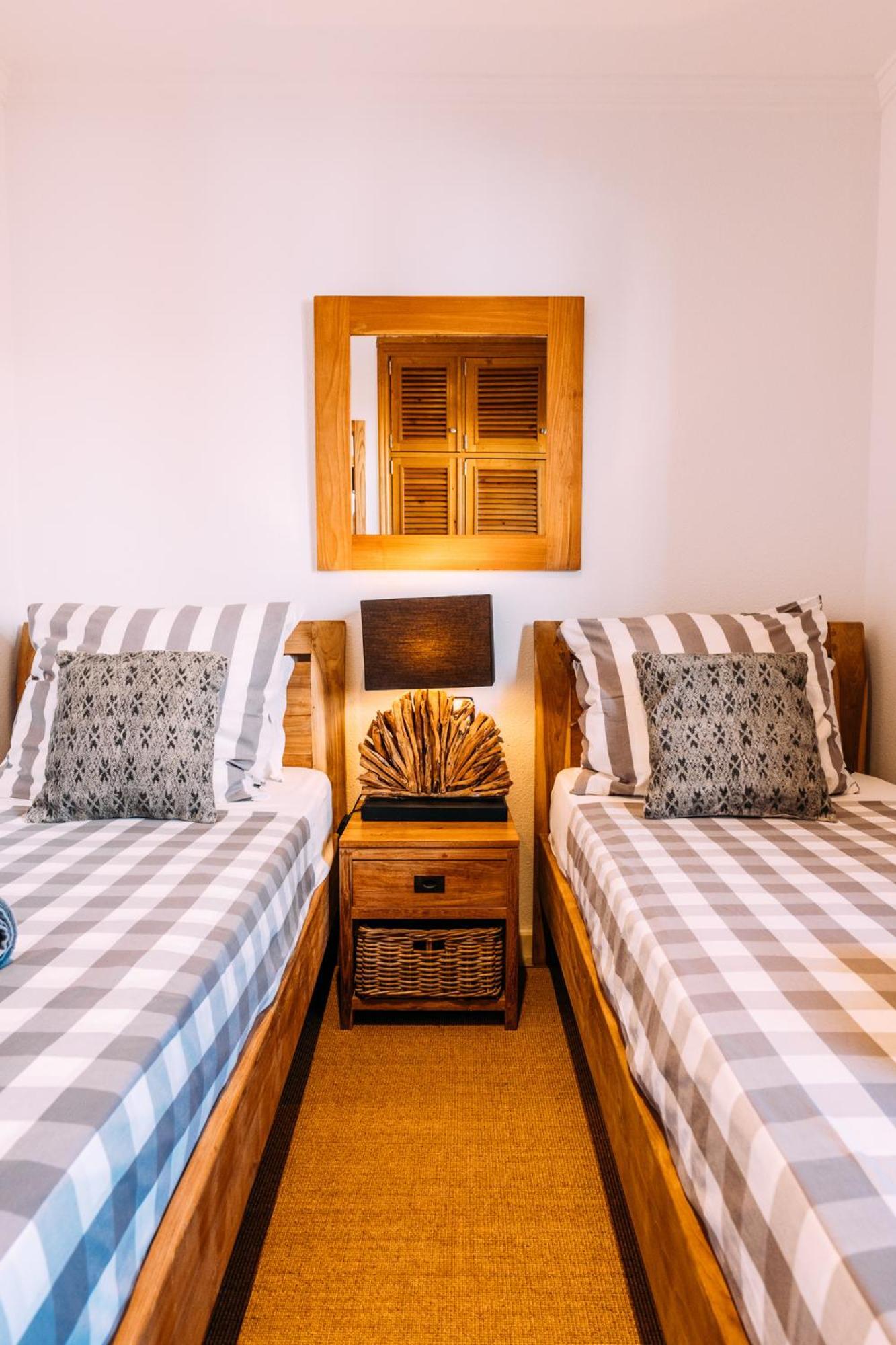 Paradise Beach House: Piscina Privada, Playa 100M Коралео Екстериор снимка