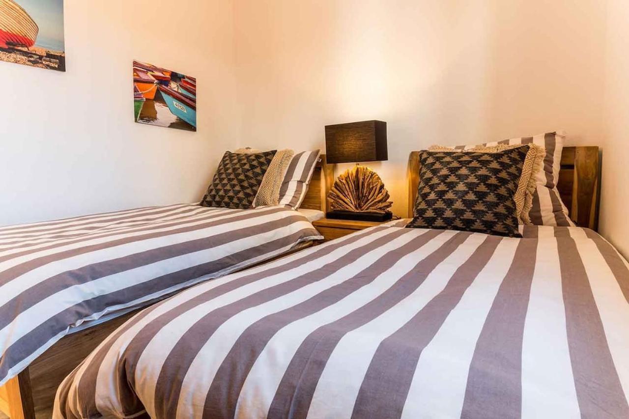 Paradise Beach House: Piscina Privada, Playa 100M Коралео Екстериор снимка