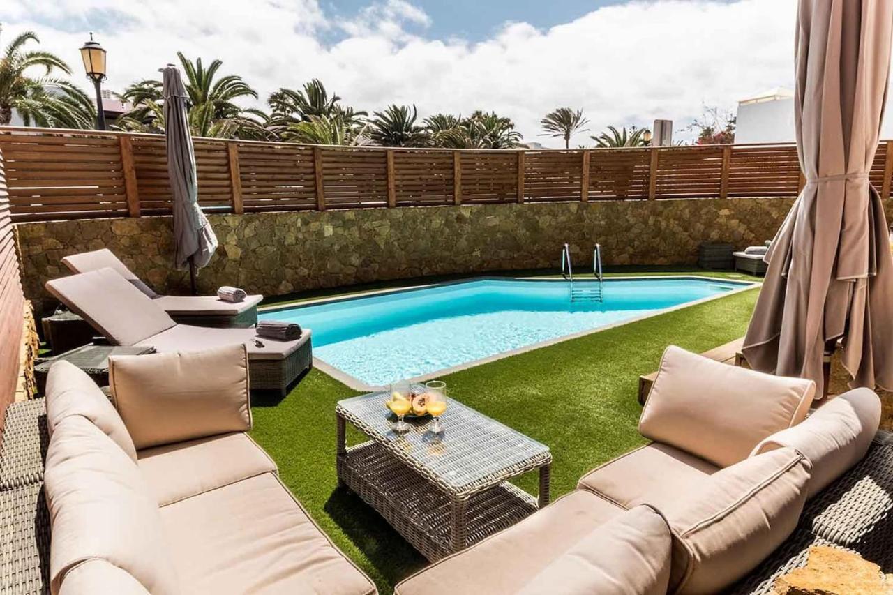 Paradise Beach House: Piscina Privada, Playa 100M Коралео Екстериор снимка
