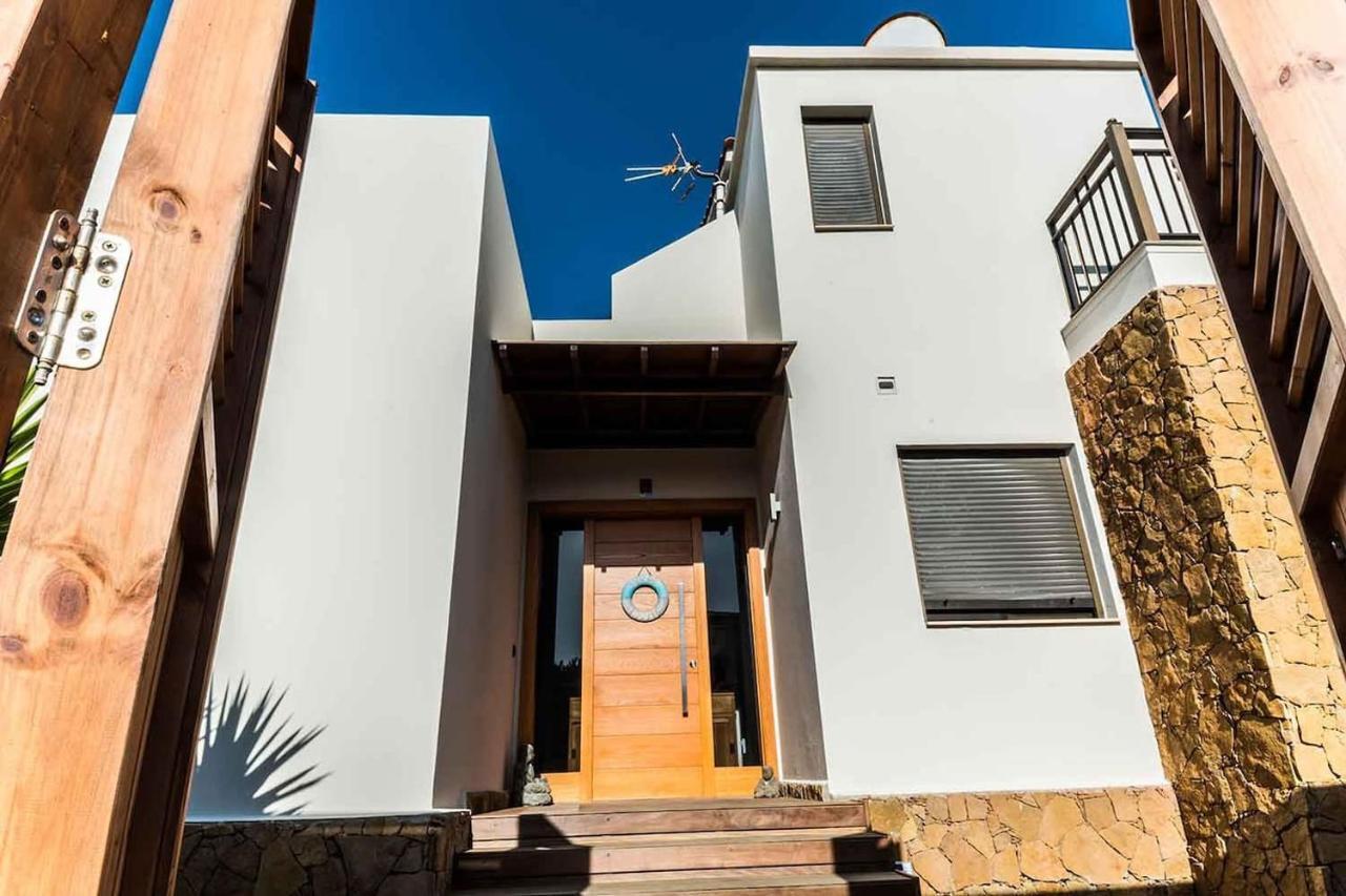 Paradise Beach House: Piscina Privada, Playa 100M Коралео Екстериор снимка